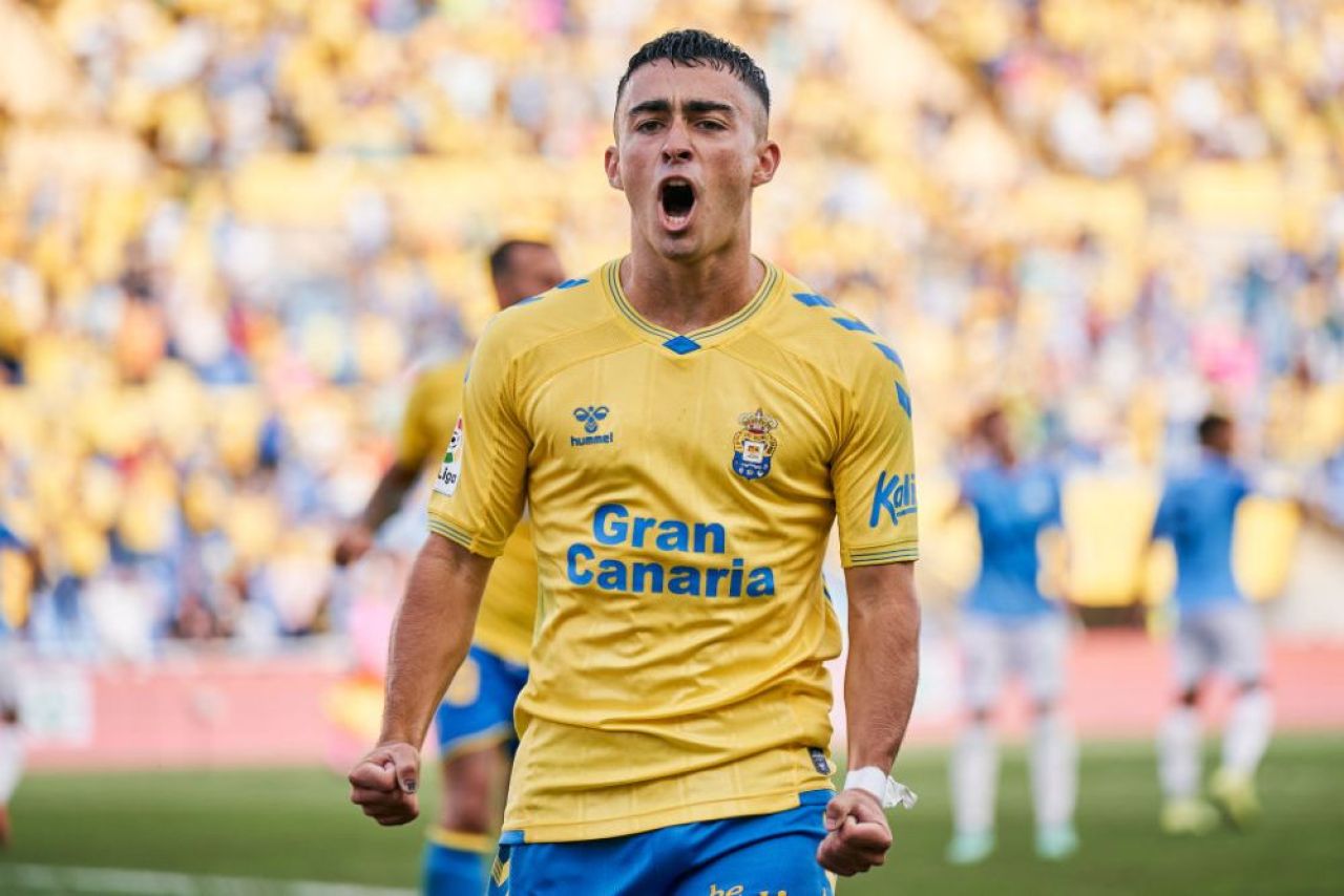 Barcelona a pus ochii pe viitorul Pedri! Xavi garantează pentru puștiul de 18 ani_3