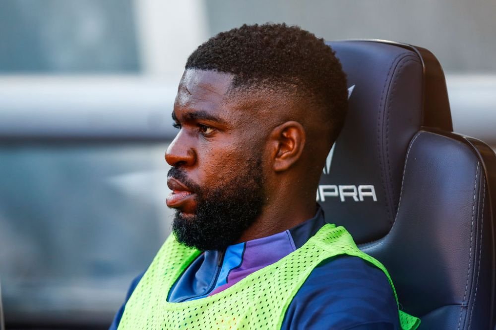 „Știi ce înseamnă cuvântul respect?” Moment tensionat între fanii Barcelonei și renegatul Umtiti_4