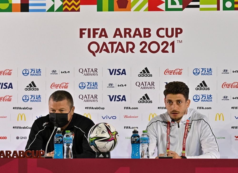 Preludiu pentru Mondialul din Qatar! Rom&acirc;nul selecționer &icirc;n Asia, aproape de o calificare istorică