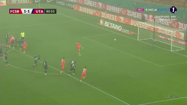 FCSB - UTA Arad 2-1 | Roș-albaștrii câștigă cu ajutorul a două penalty-uri suspecte _21