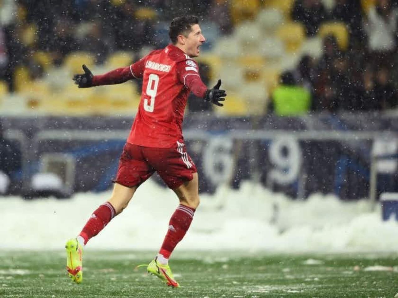 Replica lui Lewandowski, după mesajul lui Messi: „Mi-ar plăcea să fie o declarație sinceră, nu doar vorbe goale”_2