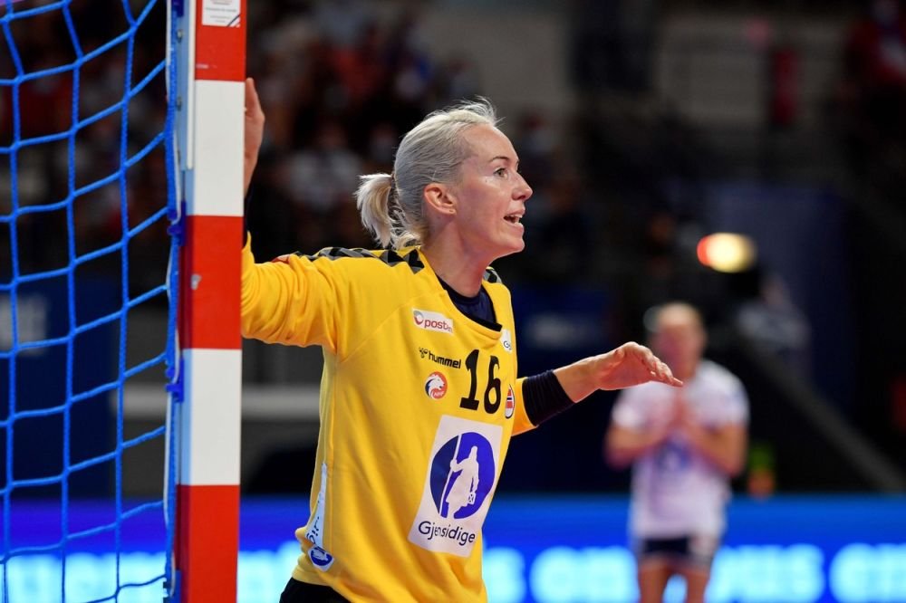 România - Norvegia 22-33. Pumnal nordic în inima tricolorelor. Cu cine vor juca elevele lui Adi Vasile în Grupa Principală 2_7