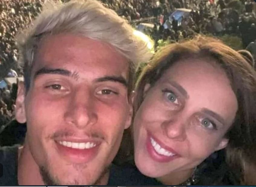 Mihaela Buzărnescu, într-o ipostază de infarct pe Instagram: ce a făcut cu cadoul-surpriză primit de la Marco Dulca_5