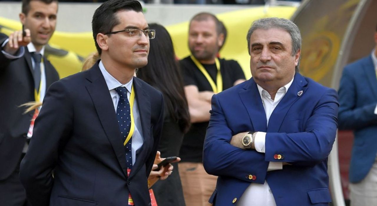 „El va fi 100%!” Burleanu speră ca Petrescu să spună „nu”!? Un alt tehnician ar fi, de fapt, alesul_1