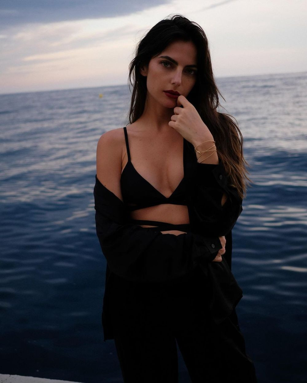 A zburat 11 ore cu avionul privat pentru iubita sa. Gestul romantic al lui Verstappen înaintea cursei pentru titlul mondial_9