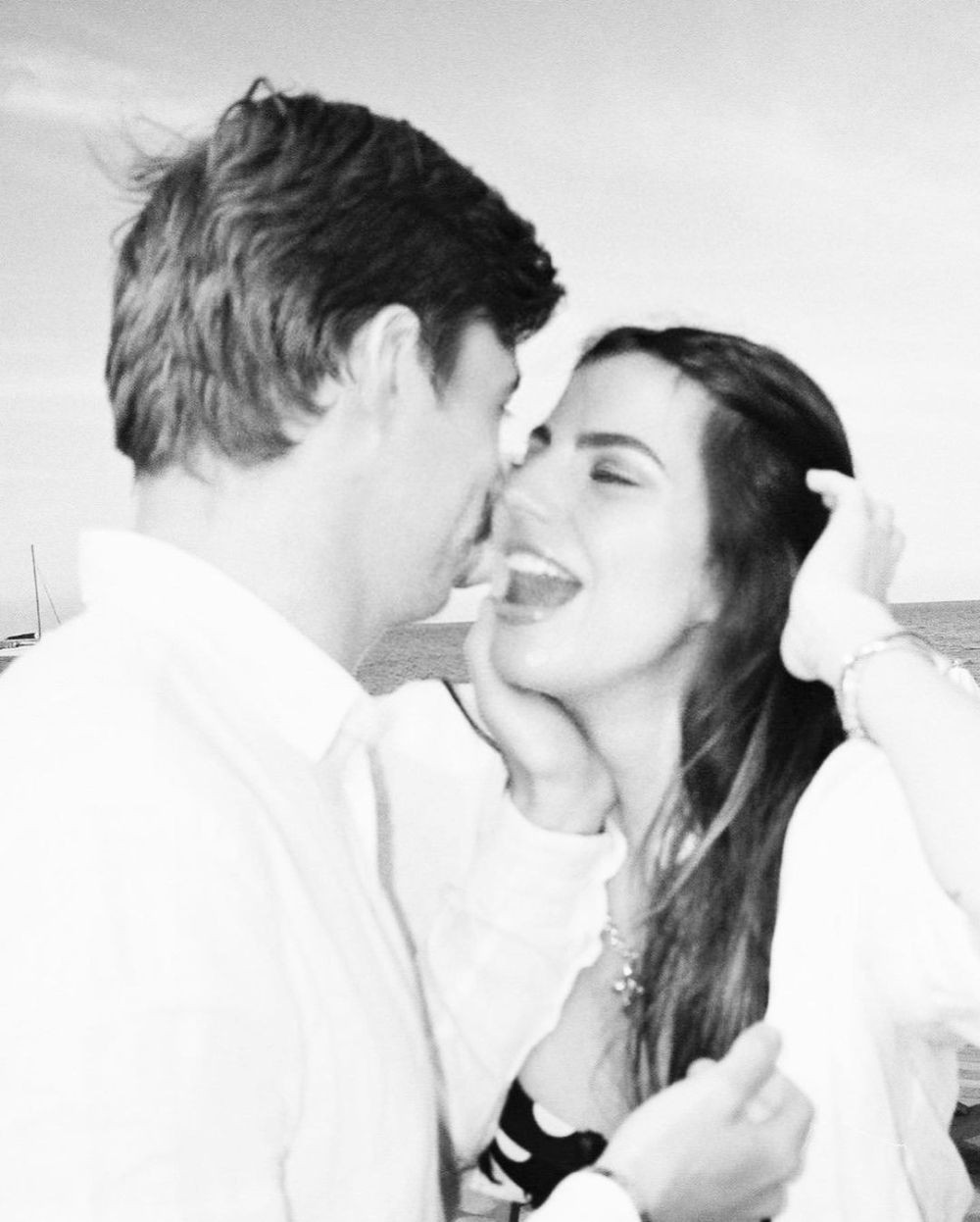 A zburat 11 ore cu avionul privat pentru iubita sa. Gestul romantic al lui Verstappen înaintea cursei pentru titlul mondial_38