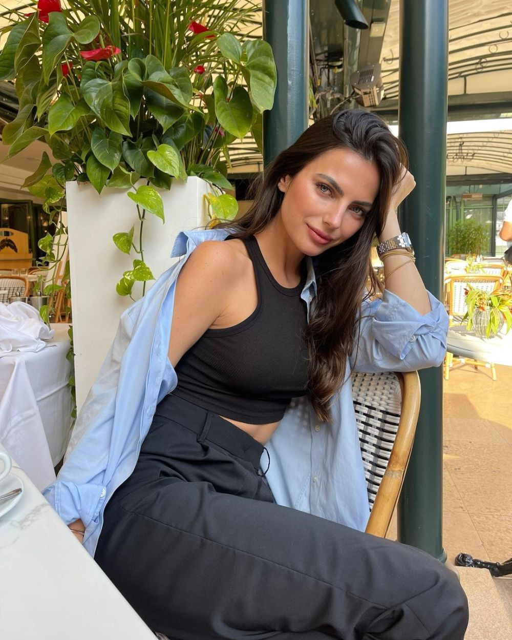 A zburat 11 ore cu avionul privat pentru iubita sa. Gestul romantic al lui Verstappen înaintea cursei pentru titlul mondial_51