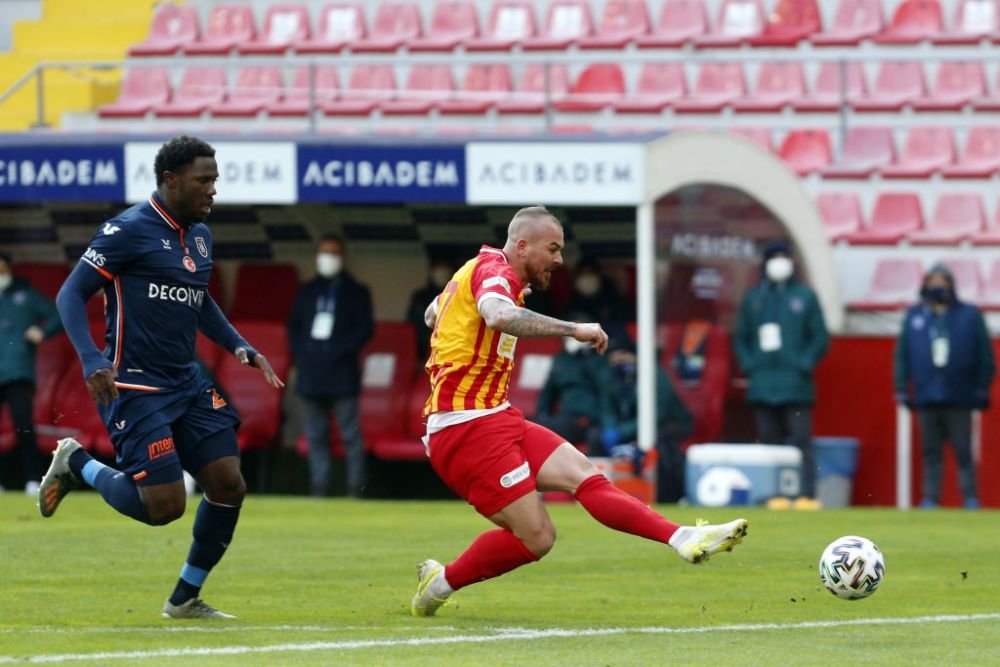 Denis Alibec ar putea pleca în iarnă de la CFR! Un club din străinătate, interesat de atacant_4