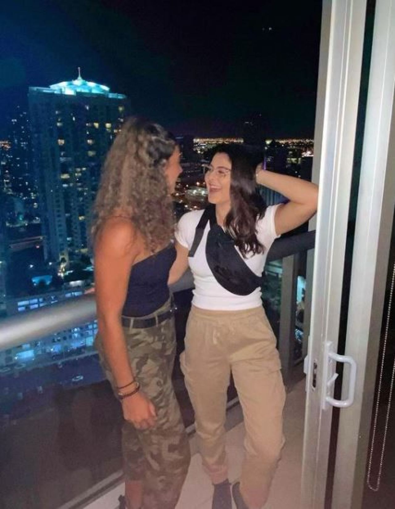 Toate la antrenamente, doar Bianca Andreescu, la piscină: cum apare în pictorialul momentului, publicat de WTA _8