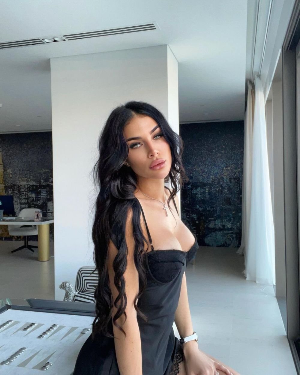 Fiica lui Ion Țiriac, de o frumusețe răpitoare. Ioana are un fizic de model și este comparată cu celebra Megan Fox _13