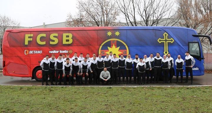 Transport în confort pentru 'perlele' lui Becali! :) FCSB și-a prezentat noul autocar cu care va face deplasările_4