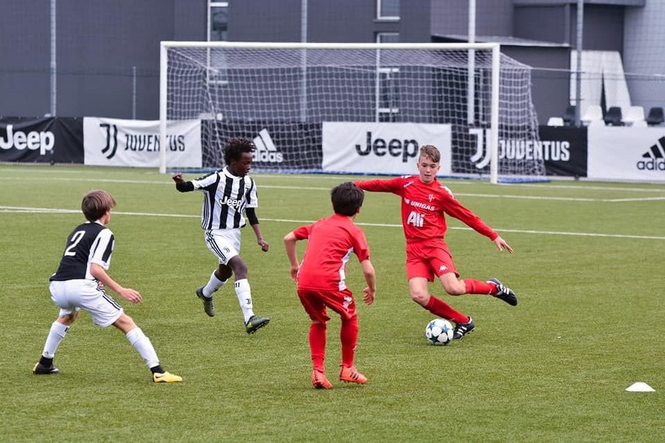 Un român a fost convocat la naționala Italiei! A debutat cu gol, joacă la un club de Liga Campionilor și are propriile metode de pregătire_7