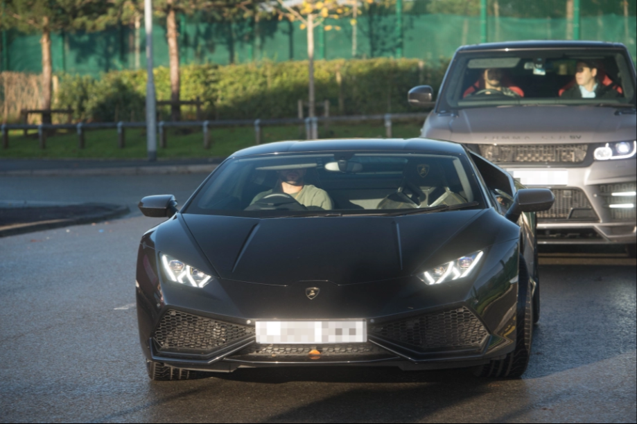 Aguero își vinde 'cea mai inutilă achiziție', care l-a costat 'doar' 1.5 milioane de euro: „Are pânze de păianjen peste tot”_2