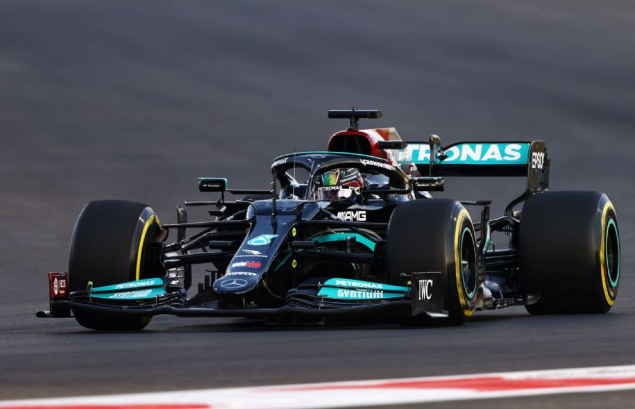 Max Verstappen este campion mondial în F1! L-a depășit pe Hamilton în ultimul tur la Abu Dhabi_6
