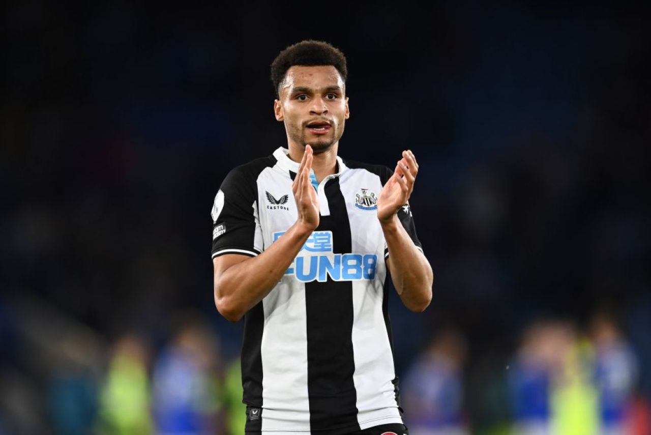 ”Bogații” de la Newcastle visează la Champions League, dar bate vântul retrogradării_7