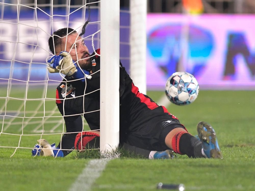 Portarul Mioveniului a intrat în direct pentru a explica golul bizar încasat cu CFR Cluj: „Știu că a fost un gol ușor”_3