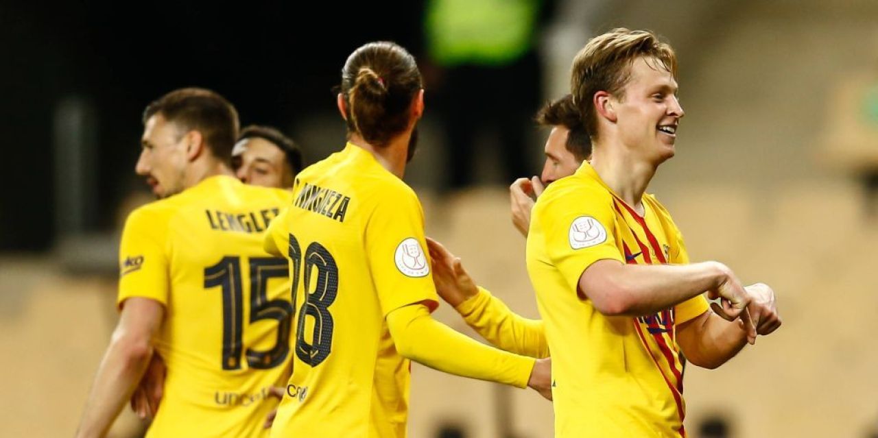 Jucătorul despre care Messi i-a zis lui Koeman că Barca 'joacă în 10 cu el pe teren' a ajuns titularul lui Xavi _2