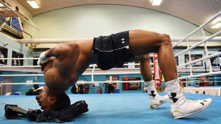 Lumea lui Anthony Joshua. 