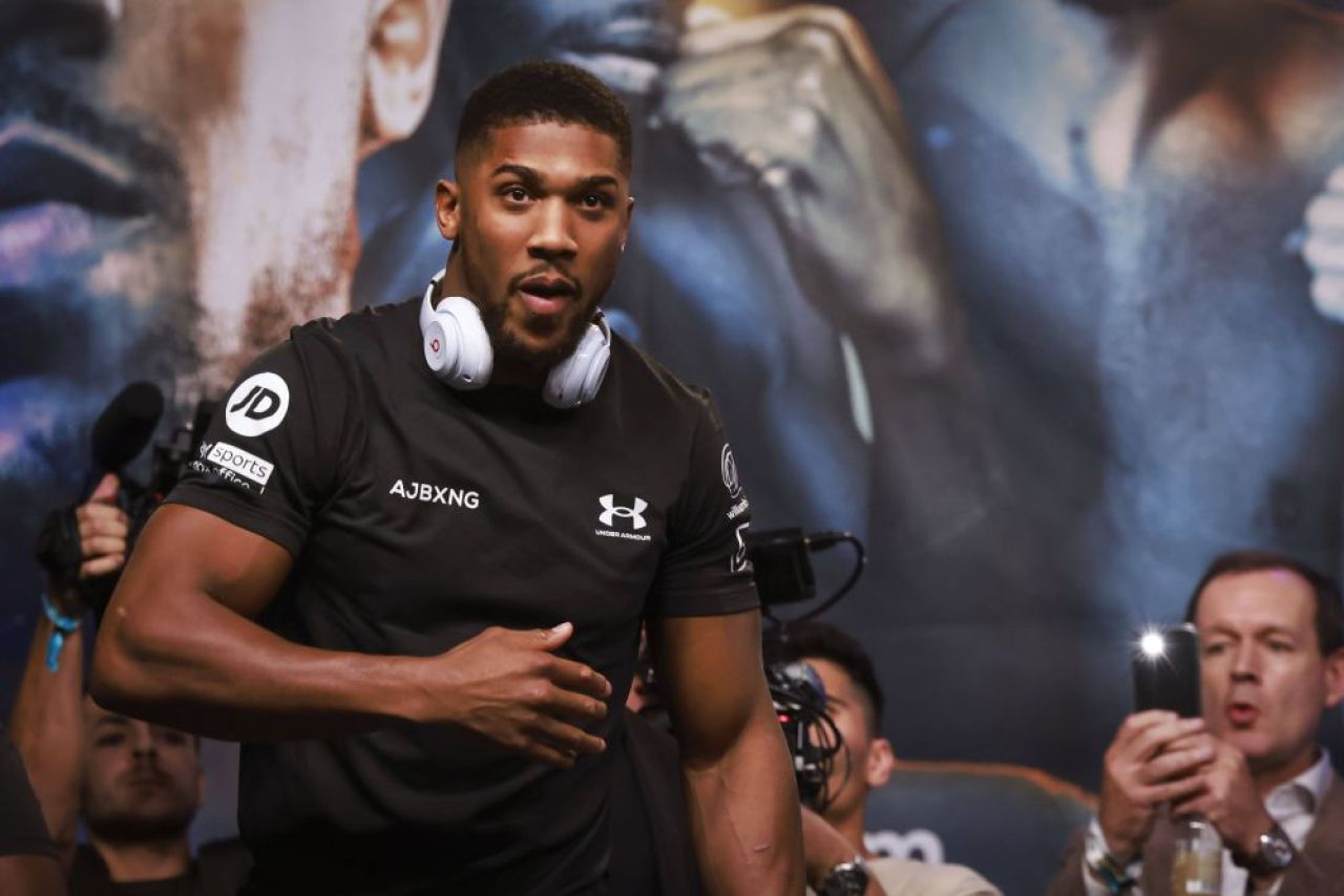 Lumea lui Anthony Joshua.
