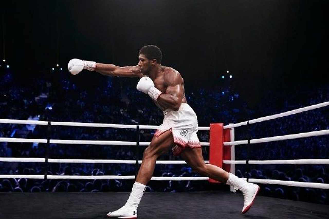Lumea lui Anthony Joshua.