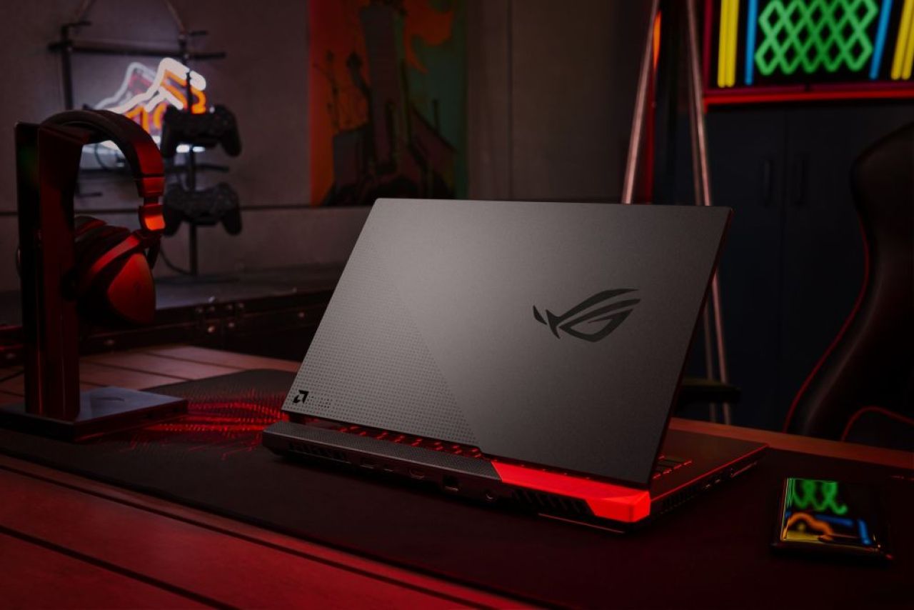 (P) ASUS ROG Strix: laptopuri care țintesc victoria în eSports_1