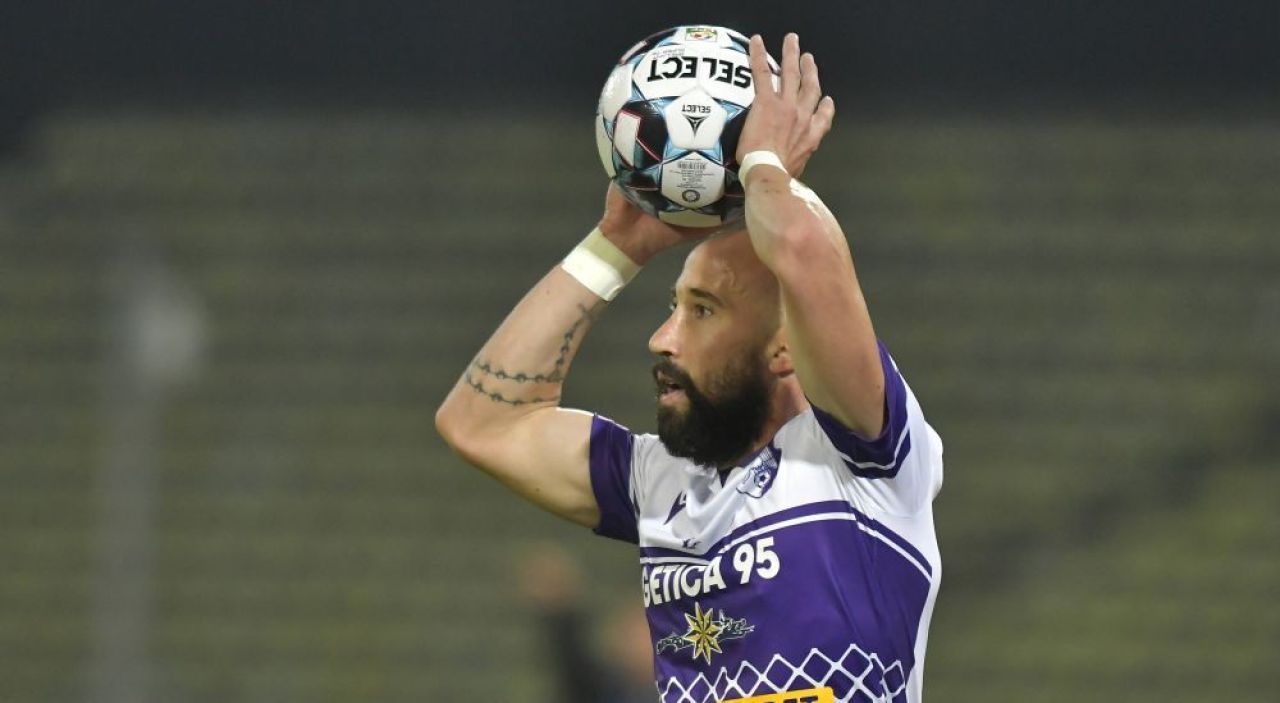 Decizie neașteptată luată de Iasmin Latovlevici. Echipa cu care va semna_3