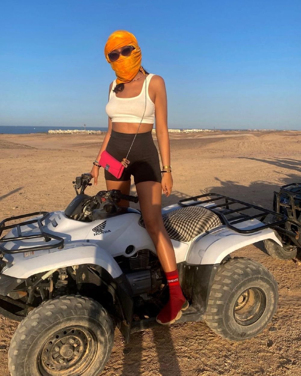 Elena Chiriac, una dintre cele mai sexy apariții de la Survivor, mesaj războinic pentru adversari: „Păzea că vin!”_9