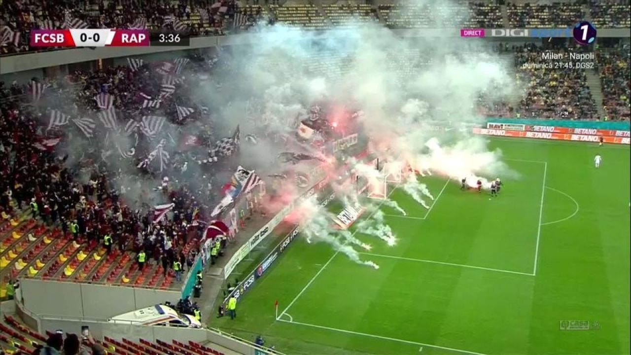 Au dat foc „Arenei Naționale!” FCSB-Rapid, oprit de fanii care au aruncat torțe pe gazon. „Roș-albaștrii”, mesaj pentru Becali_6