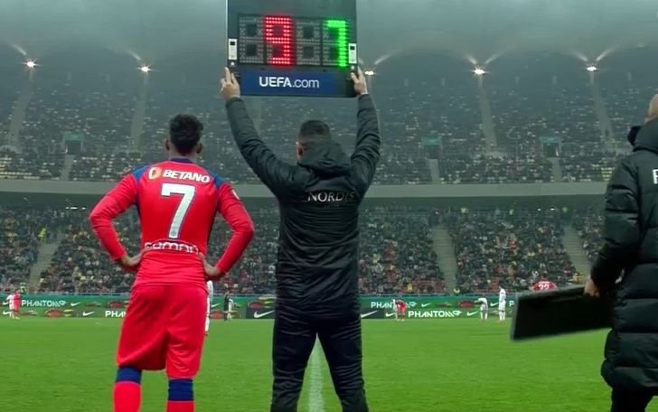 Florinel Coman s-a întors după 114 zile de pauză! Toni Petrea l-a aruncat în luptă la FCSB - Rapid_2