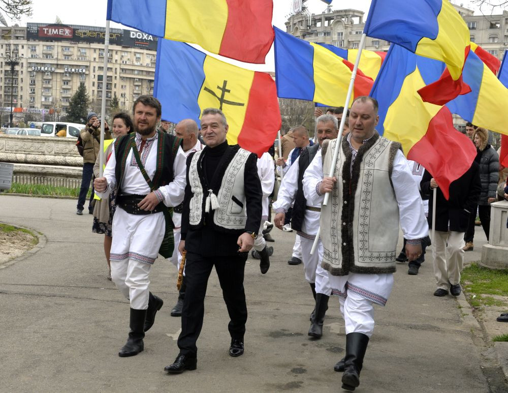 Gigi Becali i-a demonstrat în direct lui Valeriu Iftime de ce a greșit. Mărul discordiei_3