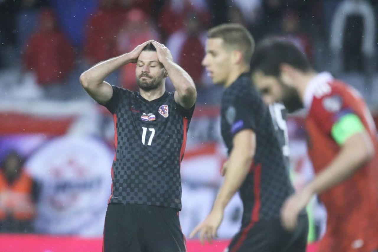 Scene incredibile în fotbal! Un jucător a fost eliminat de arbitru din cauza modului în care a executat un penalty _1