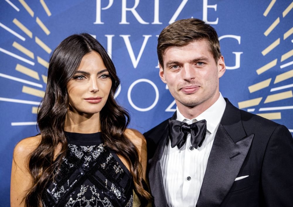 Verstappen, 'umilit' de un puști la gala la care a primit trofeul de campion mondial. Imaginile s-au viralizat imediat_6
