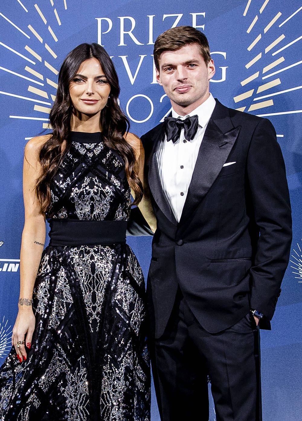 Verstappen, 'umilit' de un puști la gala la care a primit trofeul de campion mondial. Imaginile s-au viralizat imediat_10