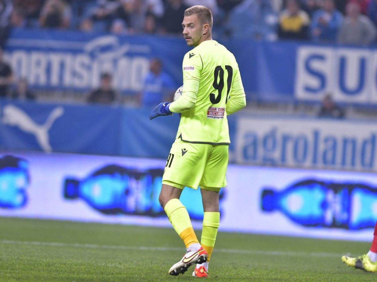 Meciul cu Mioveni i-a fost fatal! Mircea Rednic îl dă afară pe Plamen Iliev de la Dinamo_1
