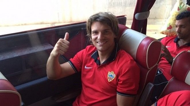Îl mai ții minte pe Sebastian Dubarbier? Fostul campion cu CFR Cluj s-a făcut cântăreț și arată complet diferit_14