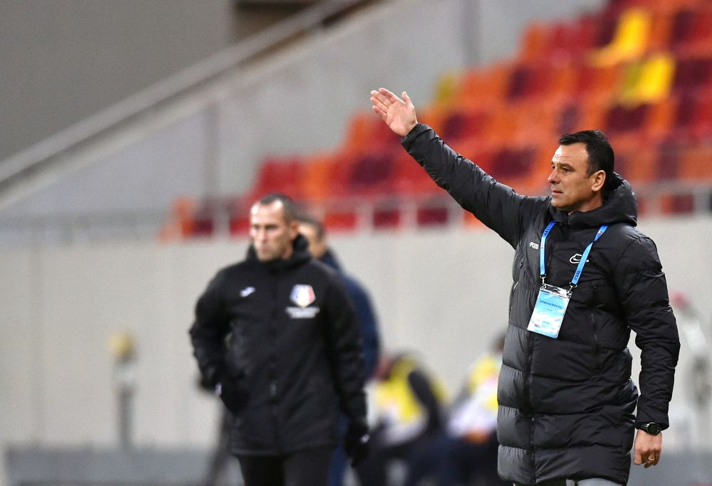 Se ascut săbiile? Cum a răspuns Petrea c&acirc;nd a fost &icirc;ntrebat dacă CFR va pierde din turație fără Petrescu&nbsp;