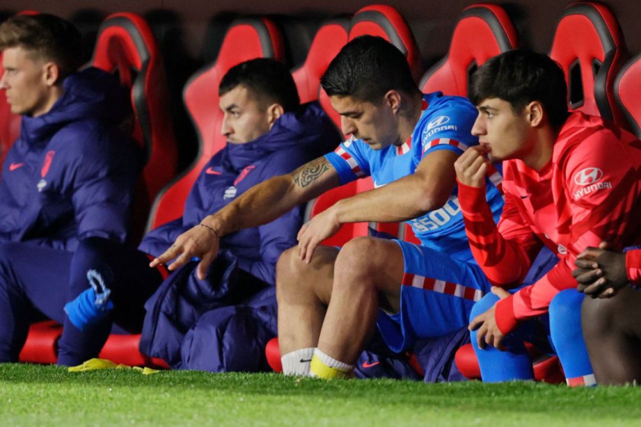 Ruptură la Atletico! Suarez l-a înjurat pe Simeone după a fost înlocuit. Imaginile momentului în Spania_1