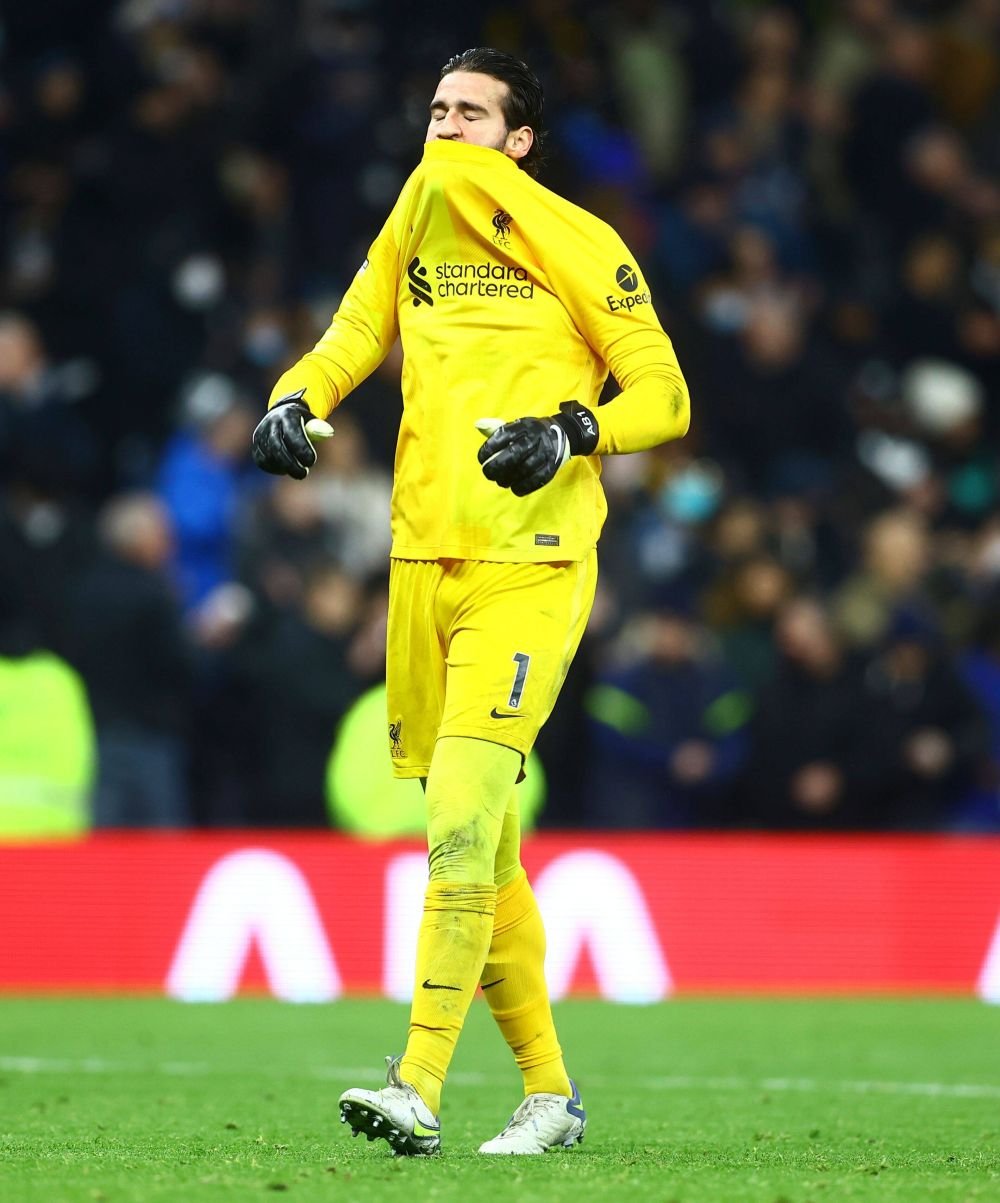 Gafă de proporții a lui Alisson în Tottenham - Liverpool! 