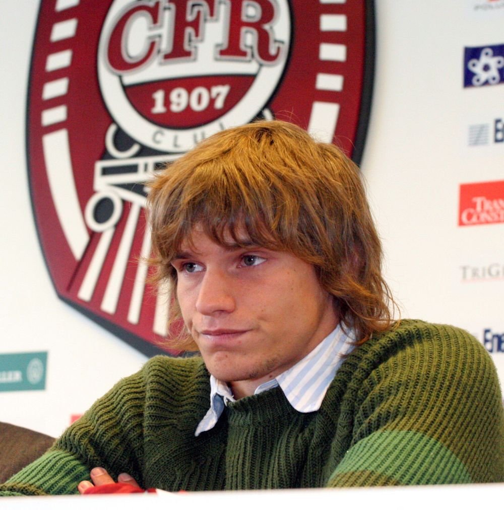 Sebastian Dubarbier, de la Champions League și dueluri cu Messi și Ronaldo, la o carieră de cântăreț: ”România, un tren pe care nu puteam să-l las să treacă”_9