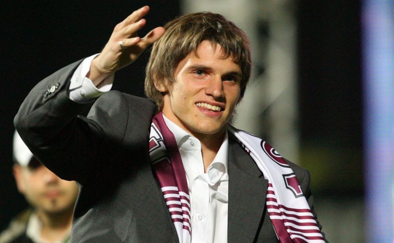 Sebastian Dubarbier, de la Champions League și dueluri cu Messi și Ronaldo, la o carieră de cântăreț: ”România, un tren pe care nu puteam să-l las să treacă”_12