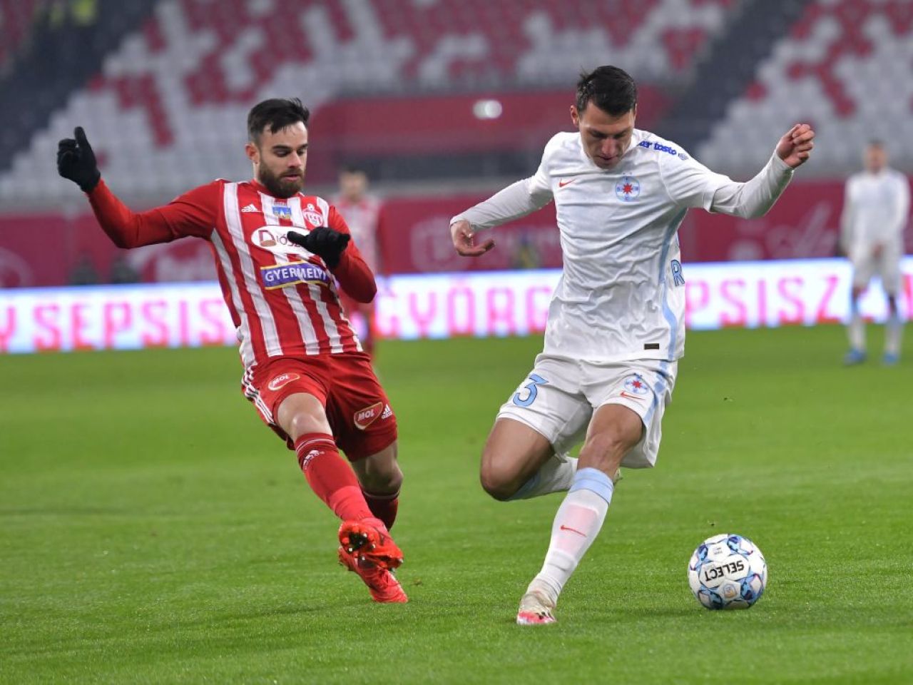 FCSB, pierdere mare pentru meciul cu CFR Cluj! Roș-albaștrii au fost privați de doi titulari în doar 6 minute _2