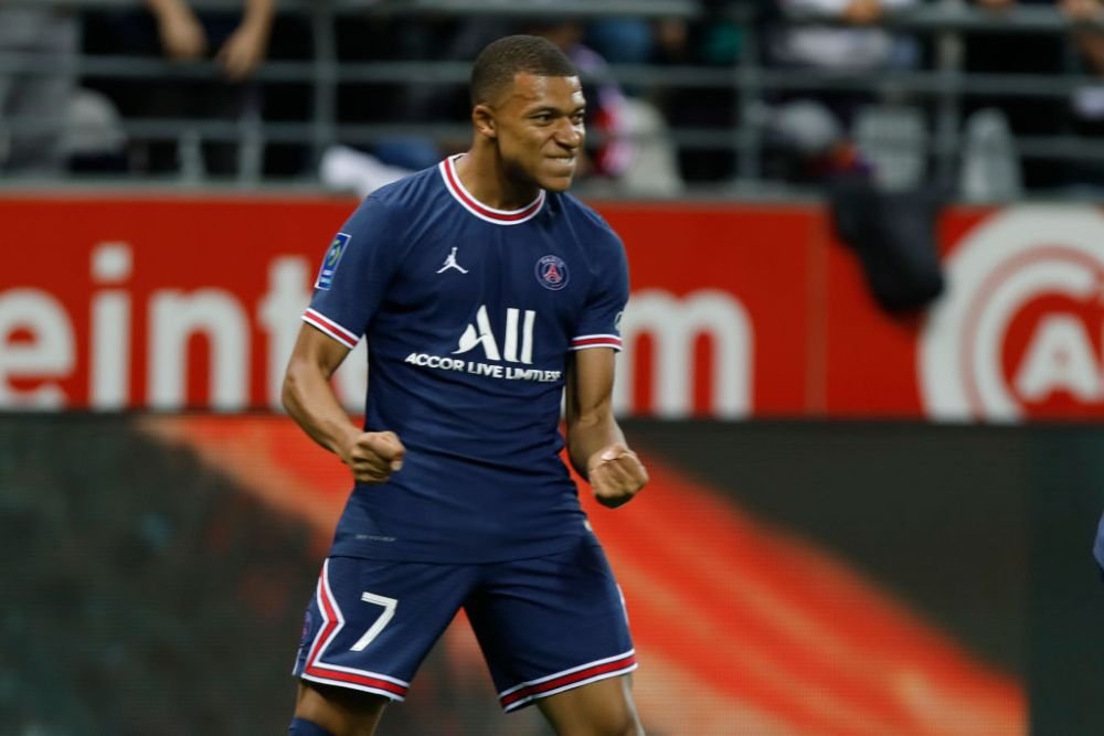 Mesajul emoționant transmis de Pele lui Mbappe de ziua lui. Cine a omis să-l felicite public pe starul francez_7