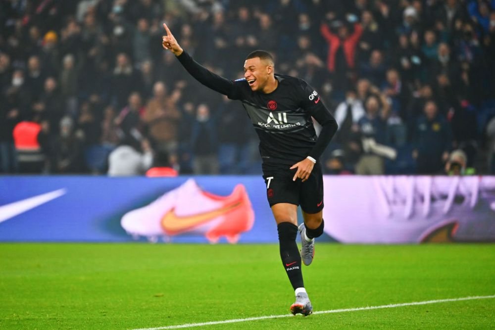 Mesajul emoționant transmis de Pele lui Mbappe de ziua lui. Cine a omis să-l felicite public pe starul francez_8