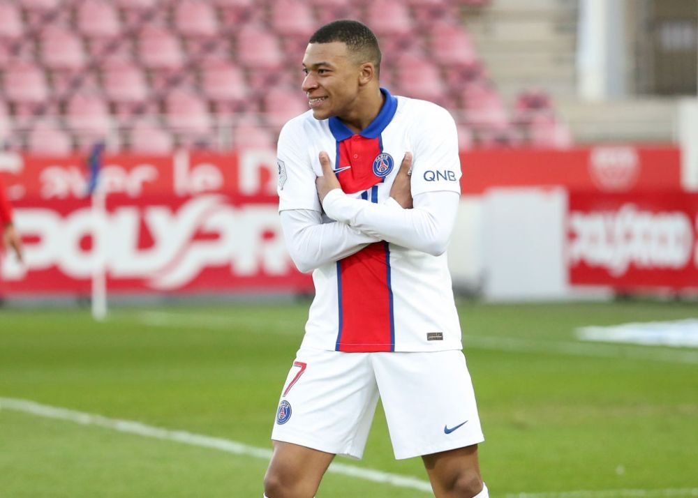 Mesajul emoționant transmis de Pele lui Mbappe de ziua lui. Cine a omis să-l felicite public pe starul francez_10