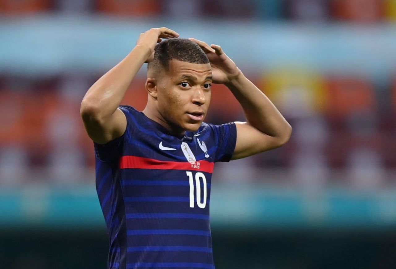 Mesajul emoționant transmis de Pele lui Mbappe de ziua lui. Cine a omis să-l felicite public pe starul francez_14