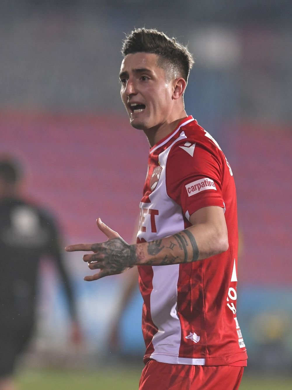 Steliano Filip, amenințat de fanii lui Dinamo! Mesajele jucătorului exclus din lot cu suporterii-acționari _3