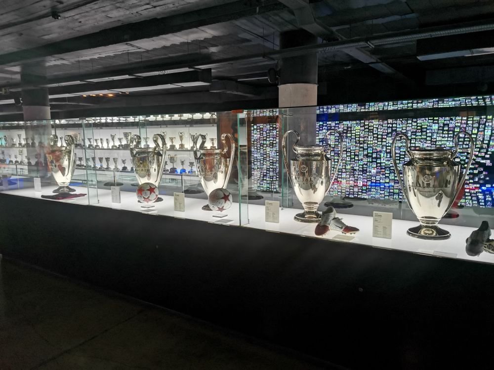 REPORTAJ | Jurnalul suporterului aflat la un meci pe Camp Nou. Trăirile de la partida care a trimis-o pe Barcelona în Europa League_28
