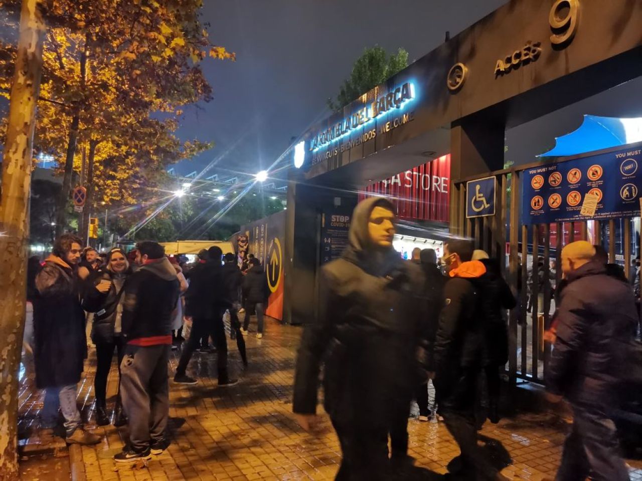 REPORTAJ | Jurnalul suporterului aflat la un meci pe Camp Nou. Trăirile de la partida care a trimis-o pe Barcelona în Europa League_42