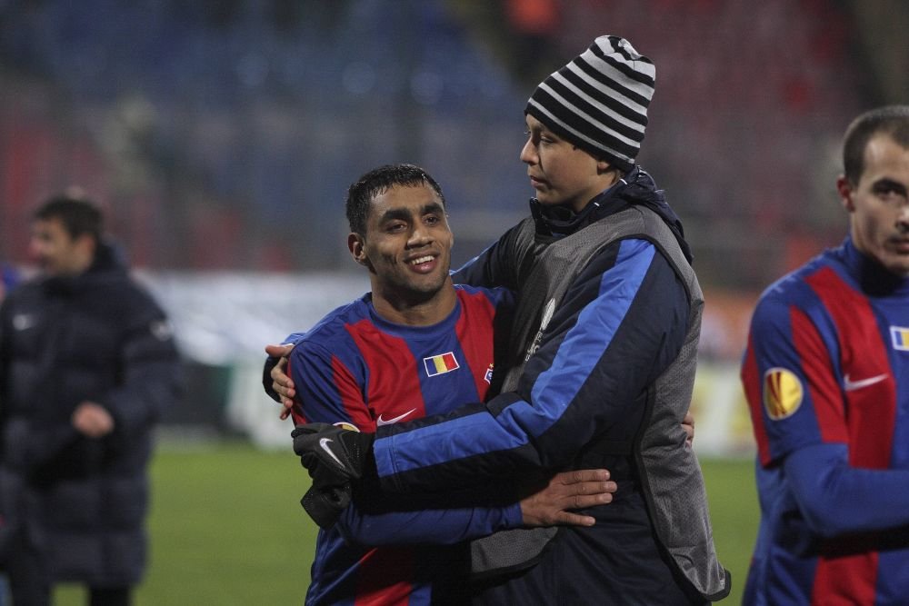 Mutarea care i-ar fi putut schimba cariera lui Bănel Nicoliță: „Înainte să semnez cu Steaua, m-a căutat Mircea Lucescu!”_5
