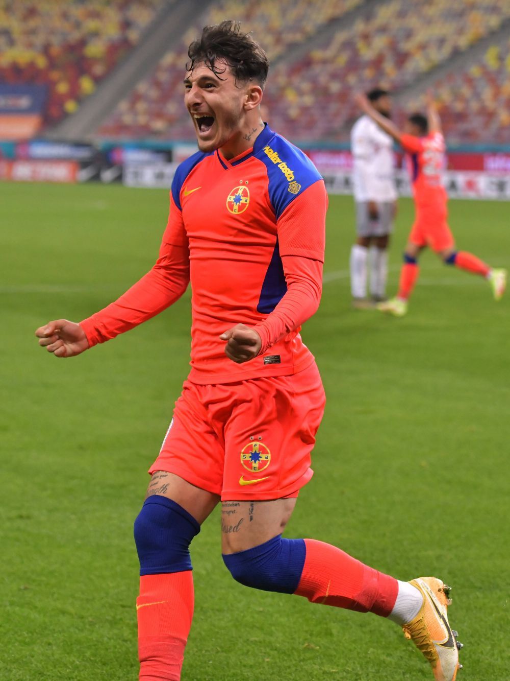 Interesul lui Arsenal pentru Ianis Stoica este confirmat: „Totul este la mine pe telefon!”_1